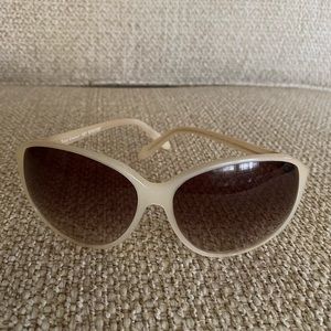 White Juicy Sunglasses